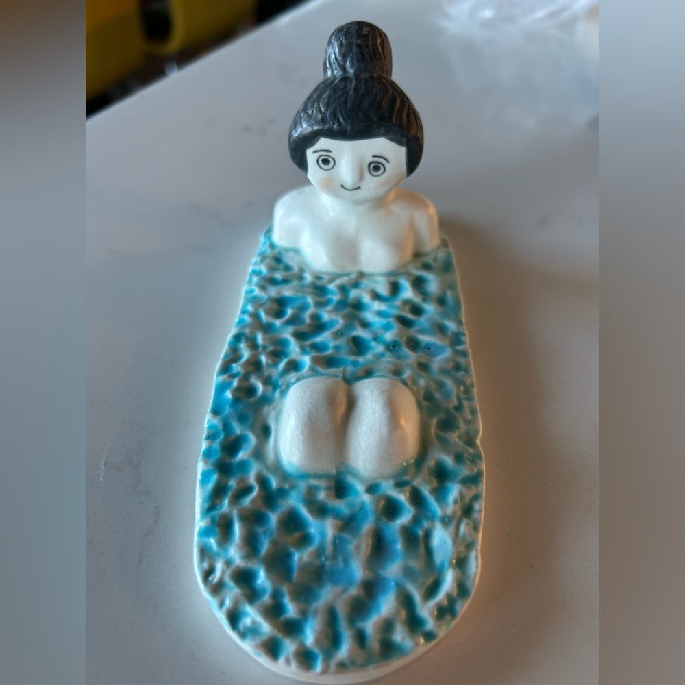 Vintage Giancarlo Tunsi Girard Ceramic 
Woman Soaking in Bathtub 1960s Italy
